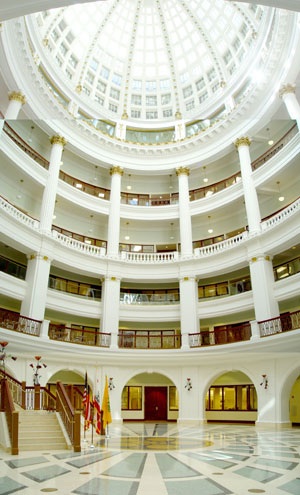 The Rotunda, Oakland